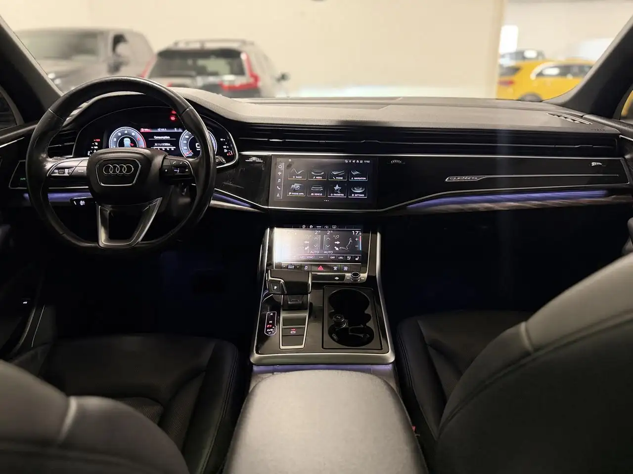 Audi Q7 снимка Audi Q7