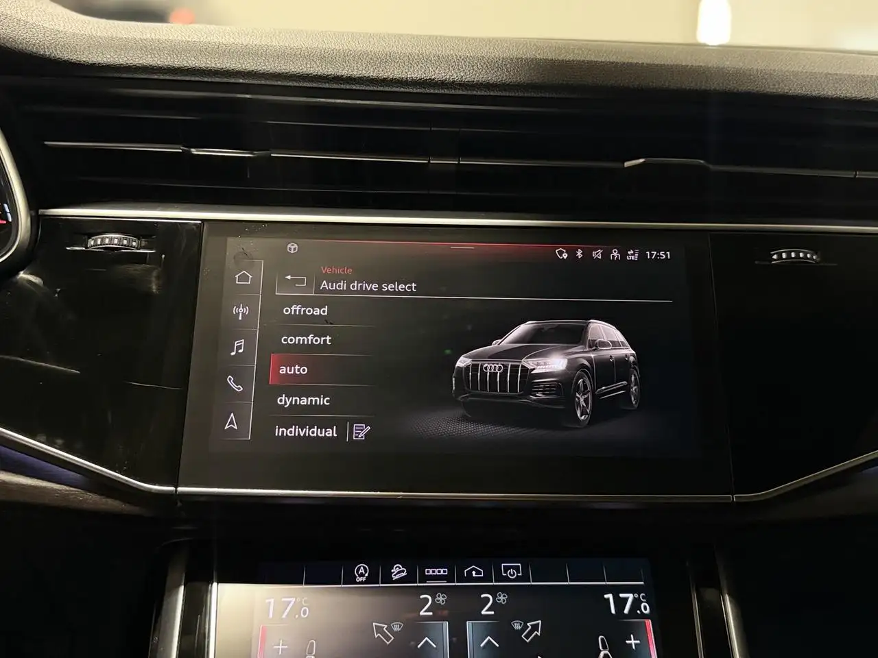 Audi Q7 снимка Audi Q7