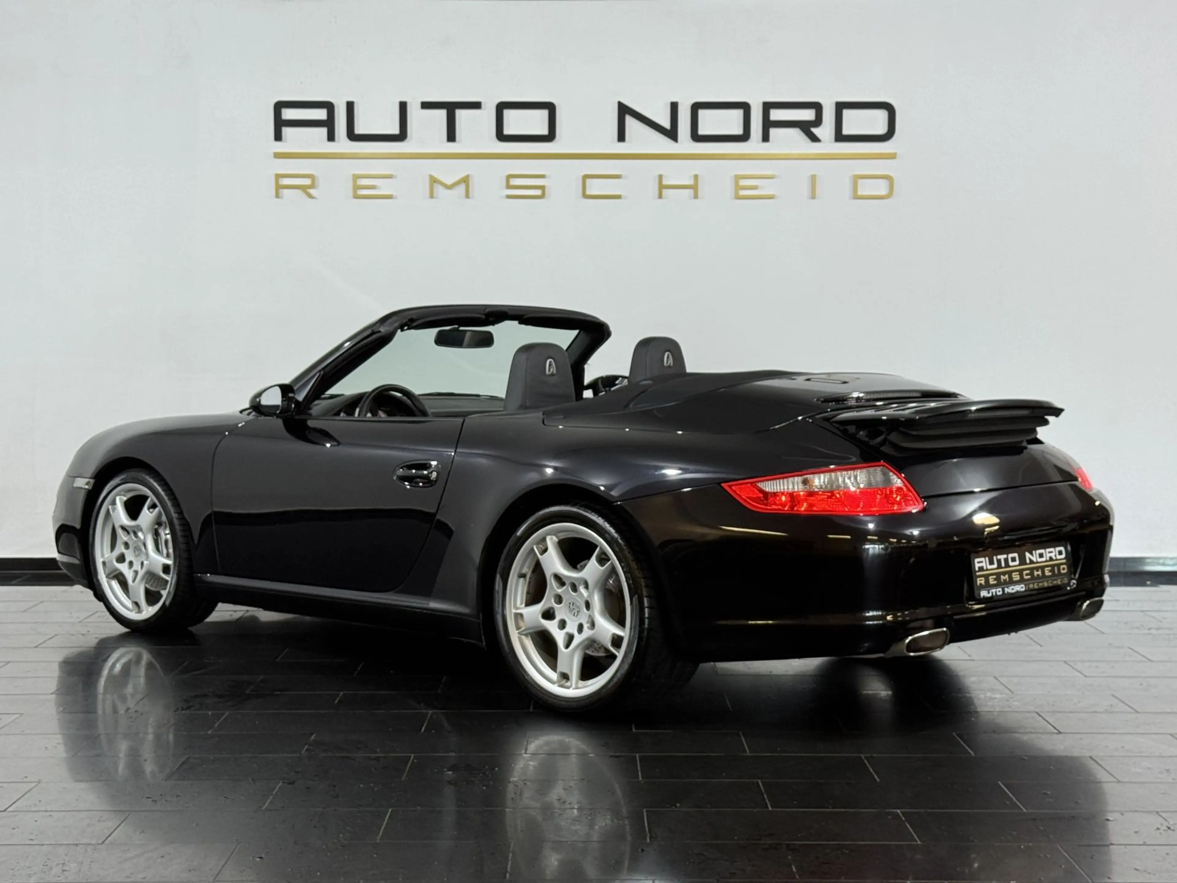 Porsche 997 Carrera Cabrio*Xenon*PCM*Sitzhzg*Leder*Navi* — photo 10