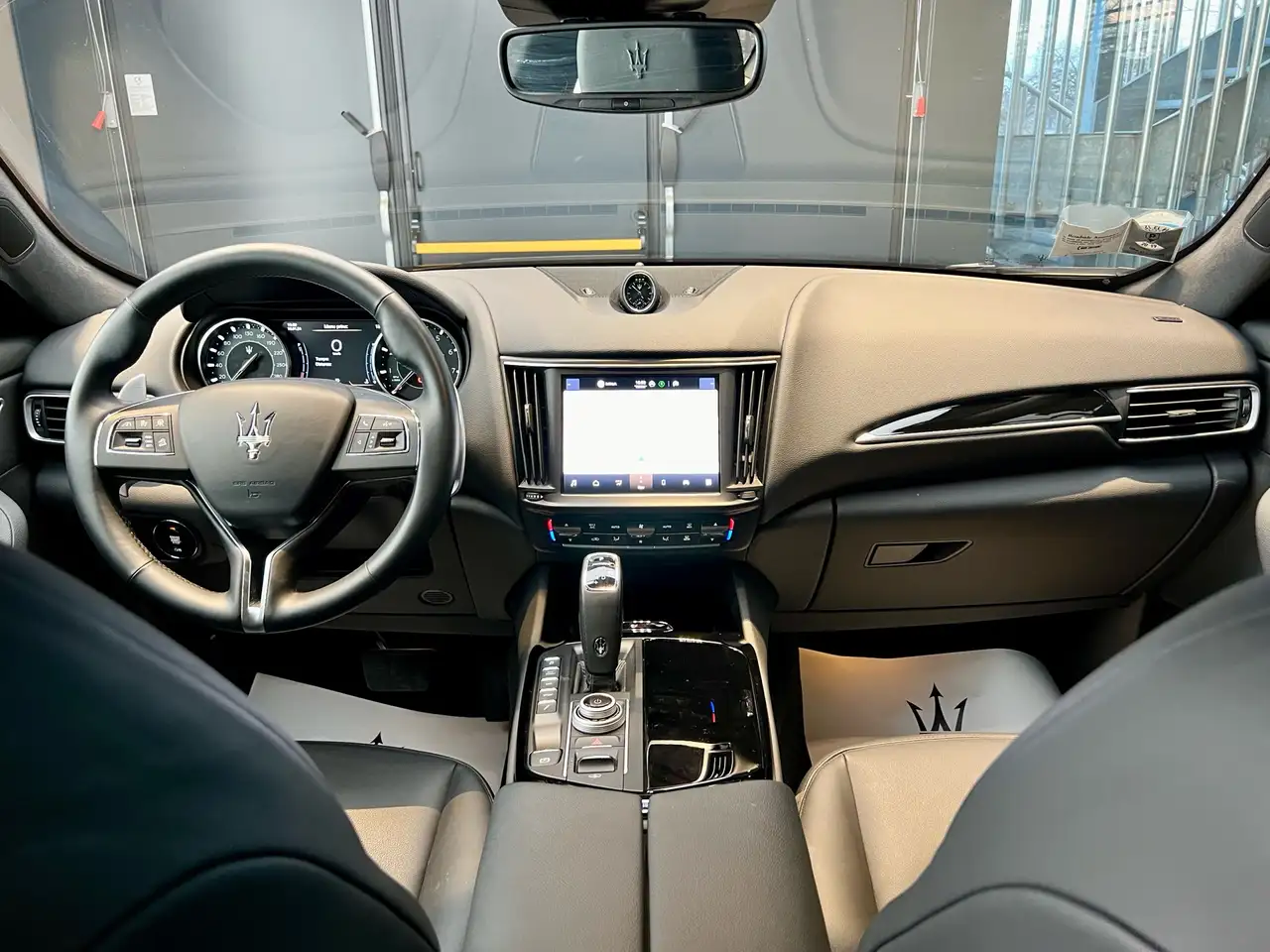 Maserati Levante 2022 — фото 15