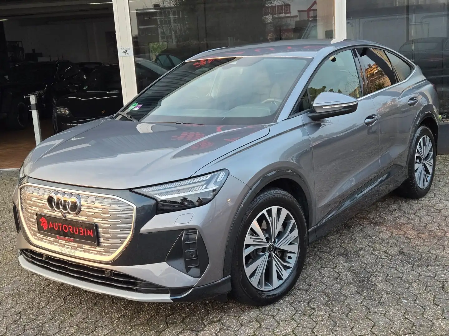 Audi Sonstige Q4 e-tron Sportback 40 e-tron S-Line Grau - 2