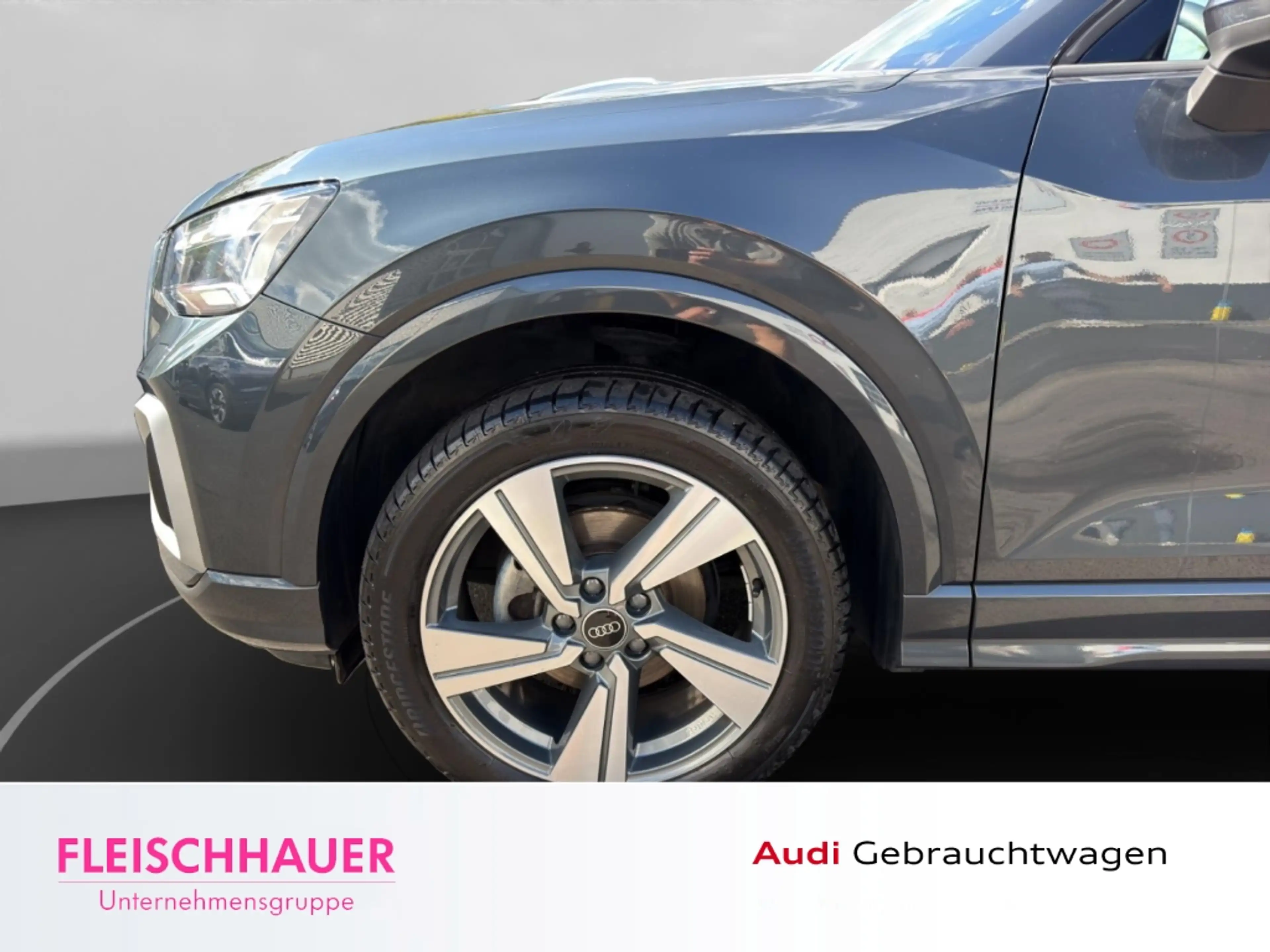 Audi Q2 35 TFSI S-Line+Matrix+AHK+CarPlay+APS-Plus+RK+ — photo 16