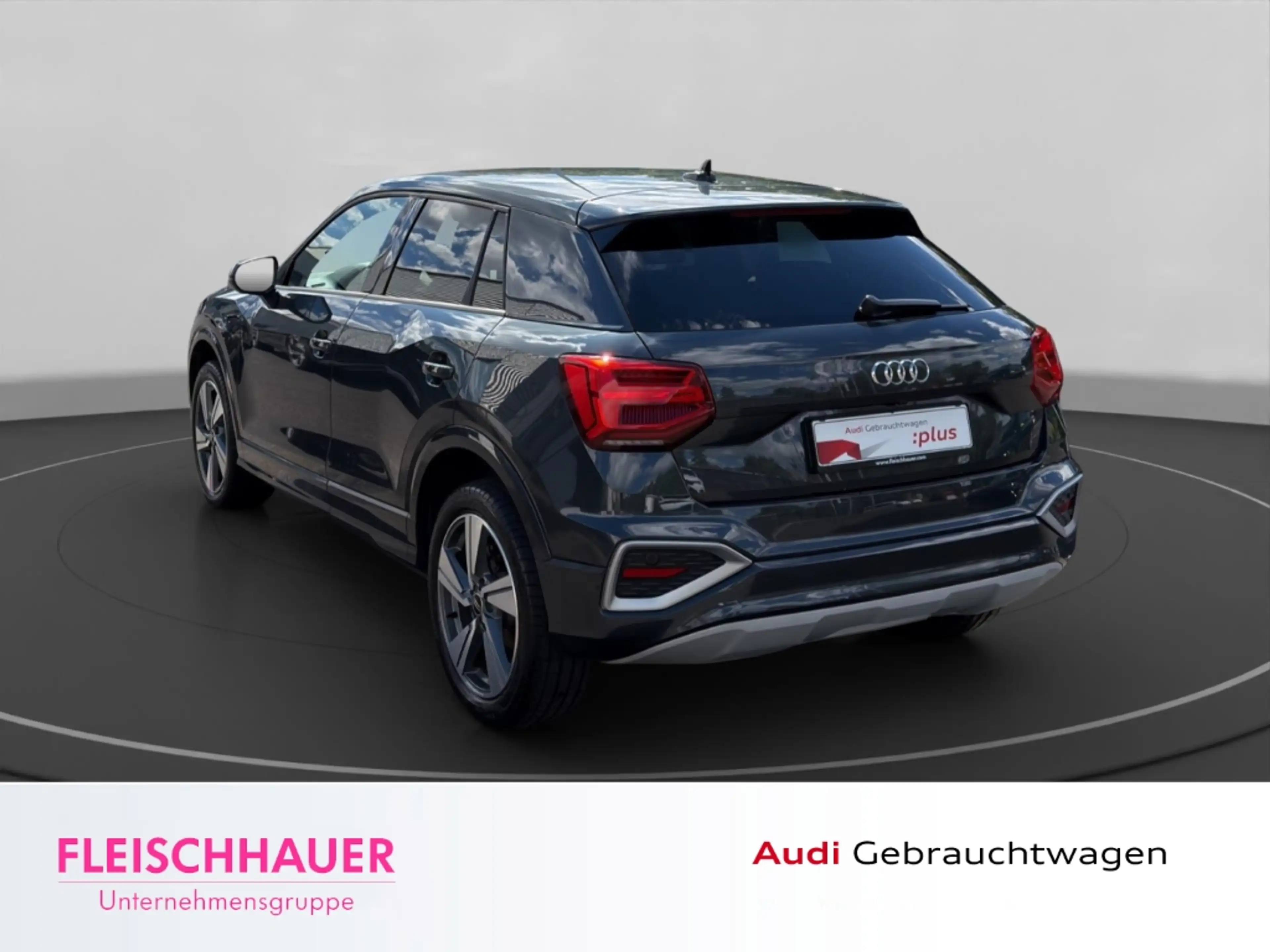 Audi Q2 35 TFSI S-Line+Matrix+AHK+CarPlay+APS-Plus+RK+ — photo 5