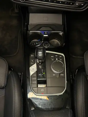 BMW 1 Series view 18