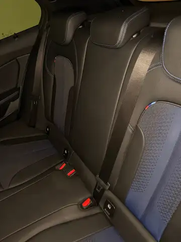 BMW 1 Series view 29