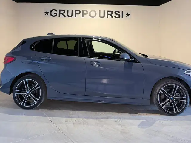BMW 1 Series view 7