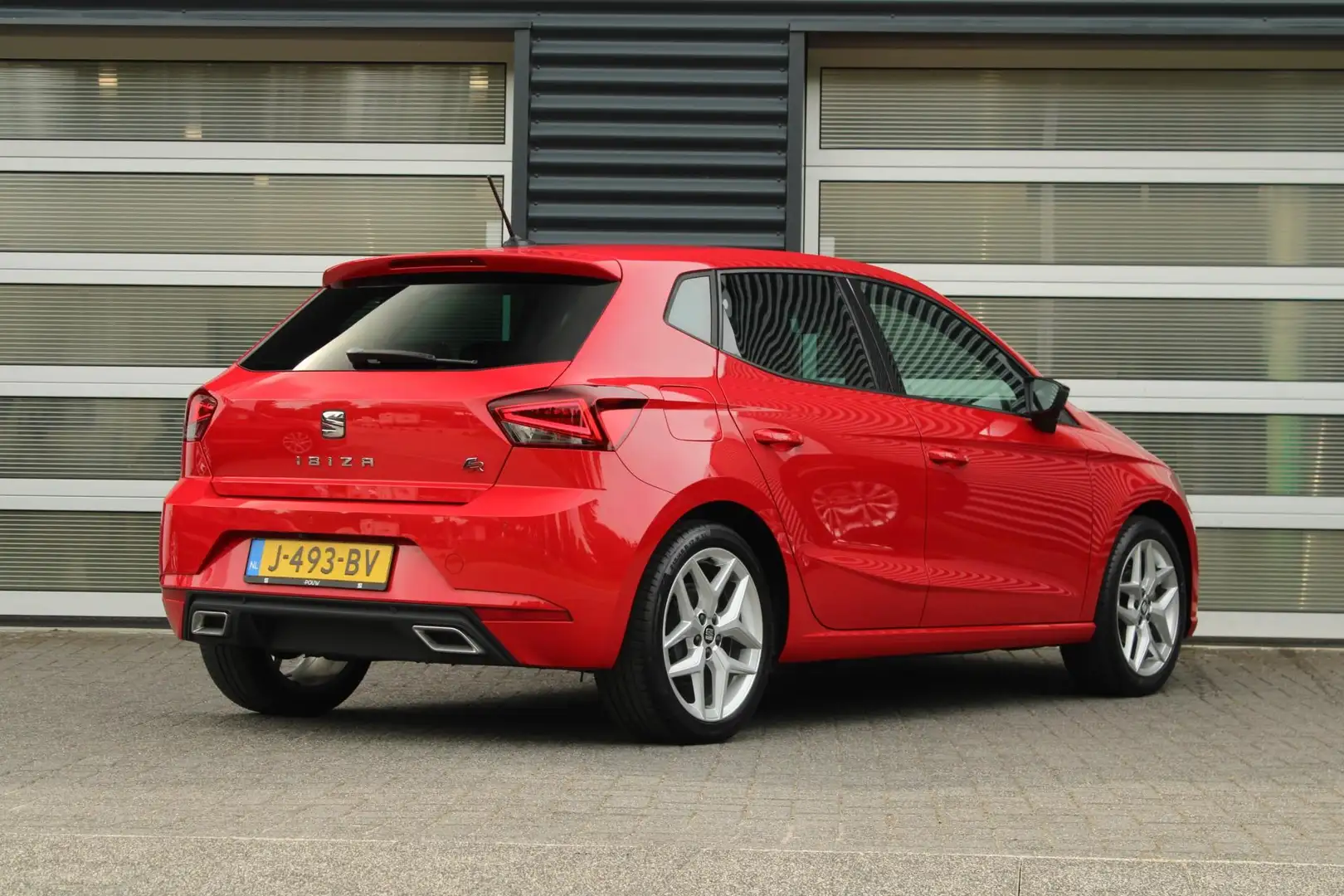 SEAT Ibiza 1.0 TSI 95pk FR Business Intense | Stoelverwarming Rood - 2