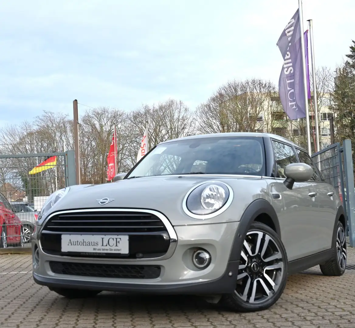 MINI Cooper Mini 1.5 Cooper Leder Navi Automatik 1.Hd Gris - 1