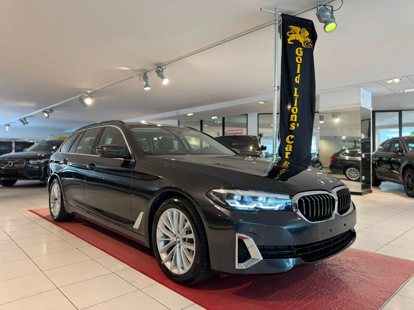 BMW 520 Touring mhev 48V Luxury auto Gris - 1