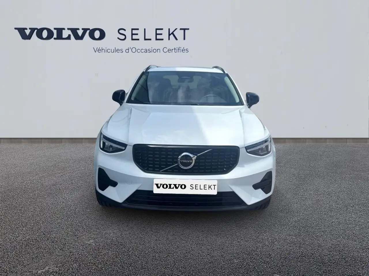 Volvo XC40 2026