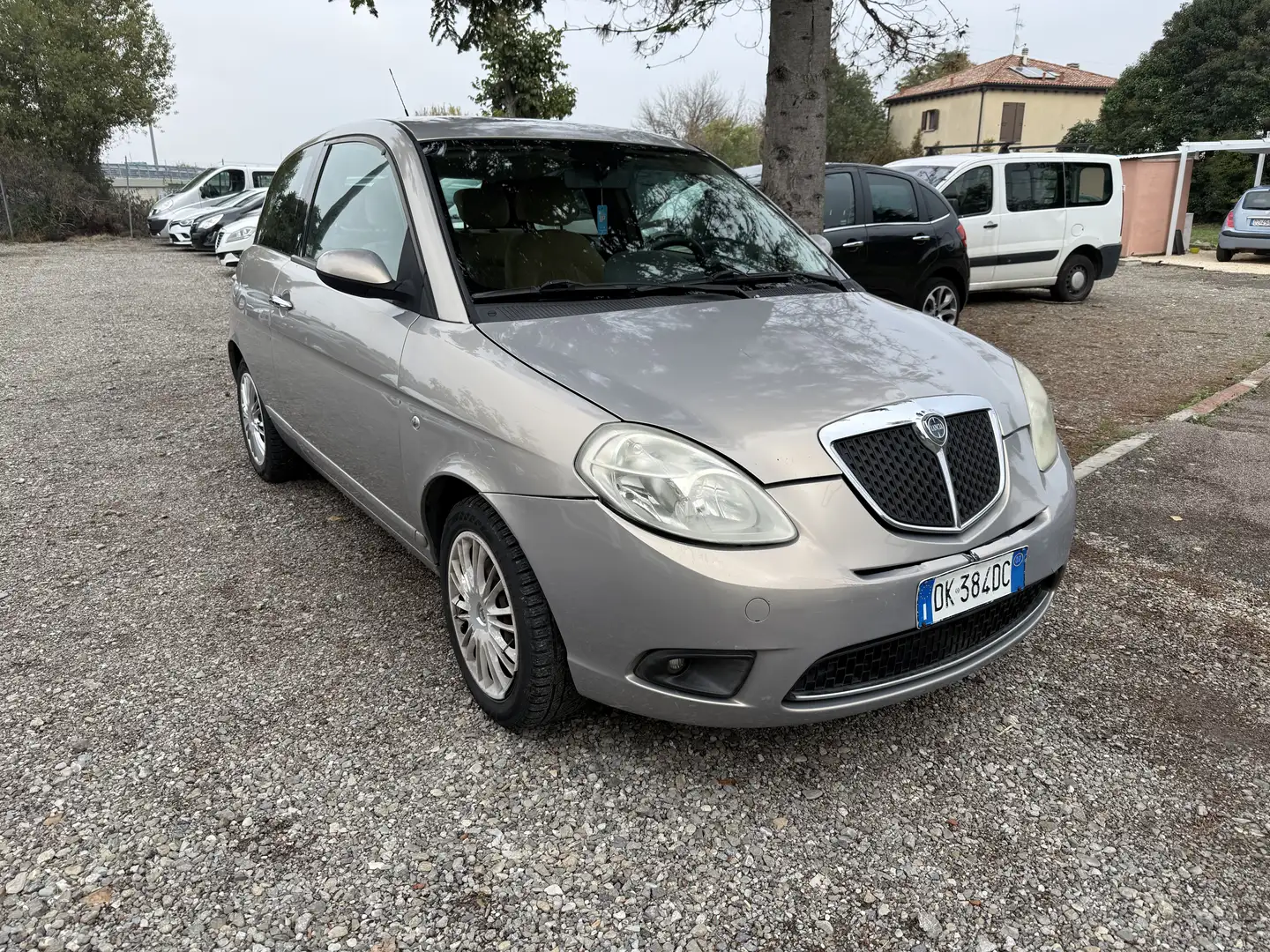 Lancia Ypsilon 1.2 8v Argento - 2