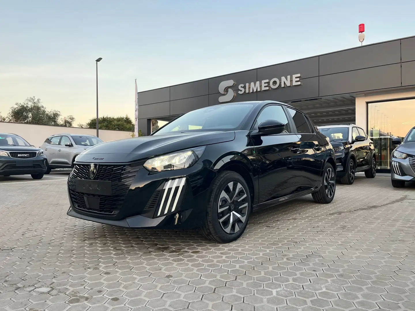 Peugeot 208 208 1.2 puretech 100cv Business Km0 Nero - 1