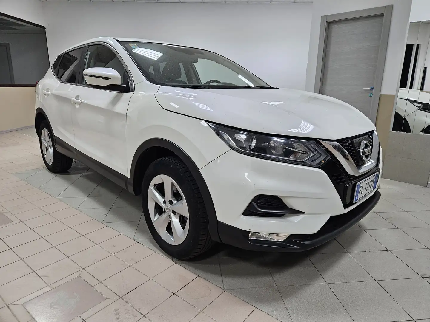 Nissan Qashqai 1.5 dci Tekna+ 110cv - 1