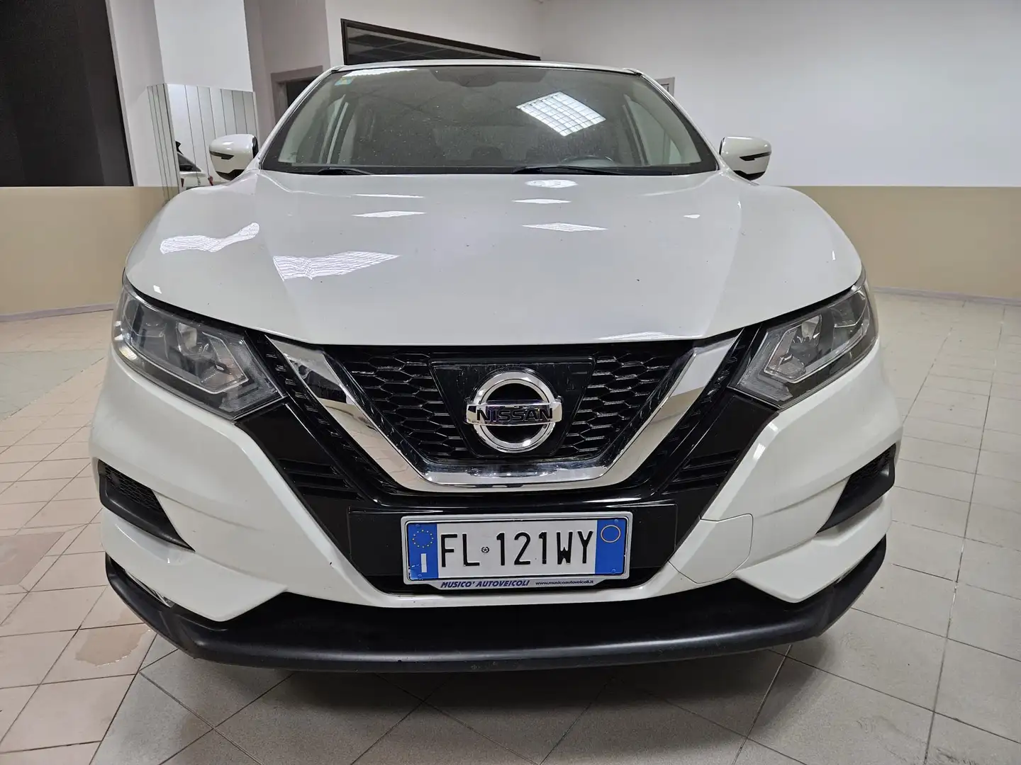 Nissan Qashqai 1.5 dci Tekna+ 110cv - 2