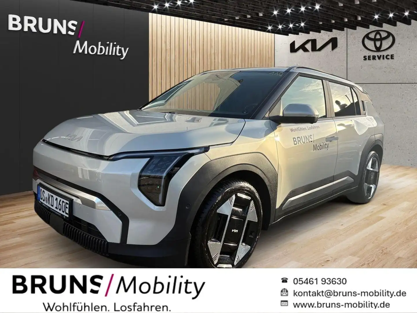 Kia EV3 Earth 58,3 KW/h WIC BUS UPG DRIVE 19Z AHK Silber - 1