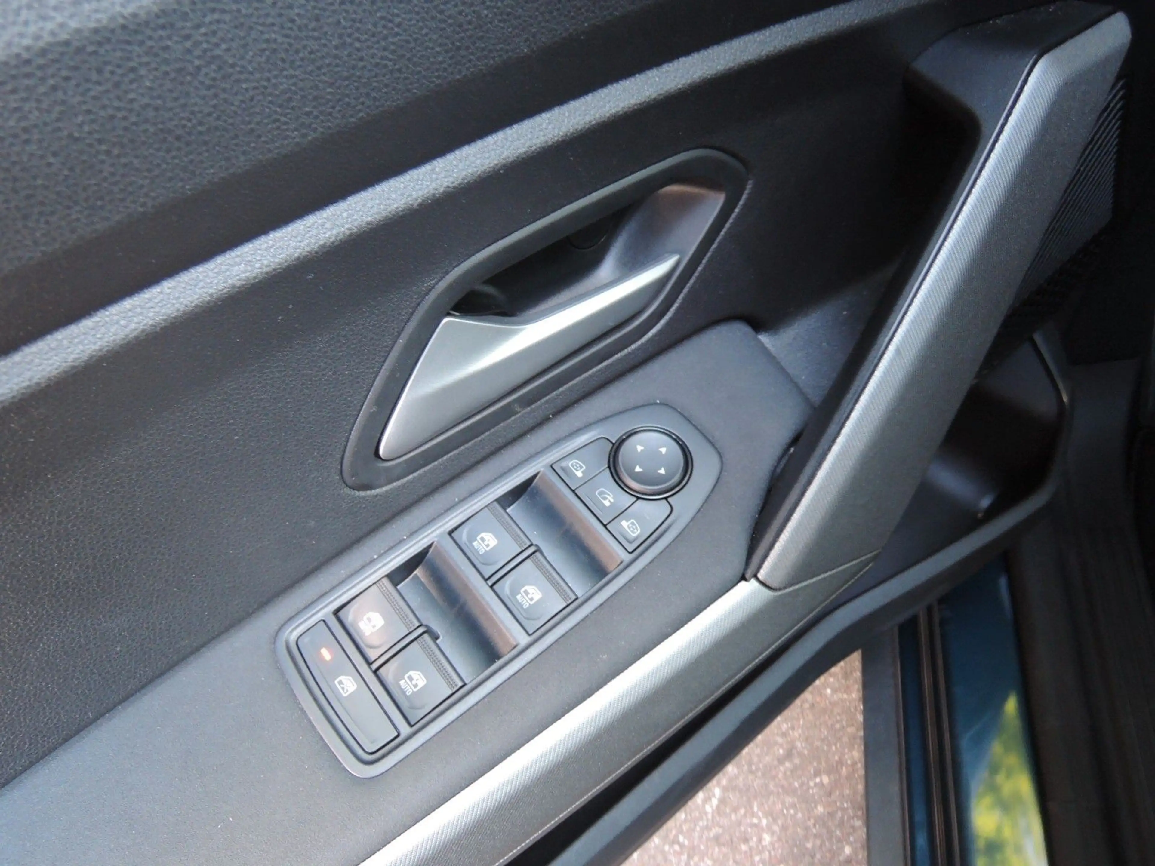 Dacia Bigster hybrid 155 Journey  GJR, SHZ,Kamera — photo 9
