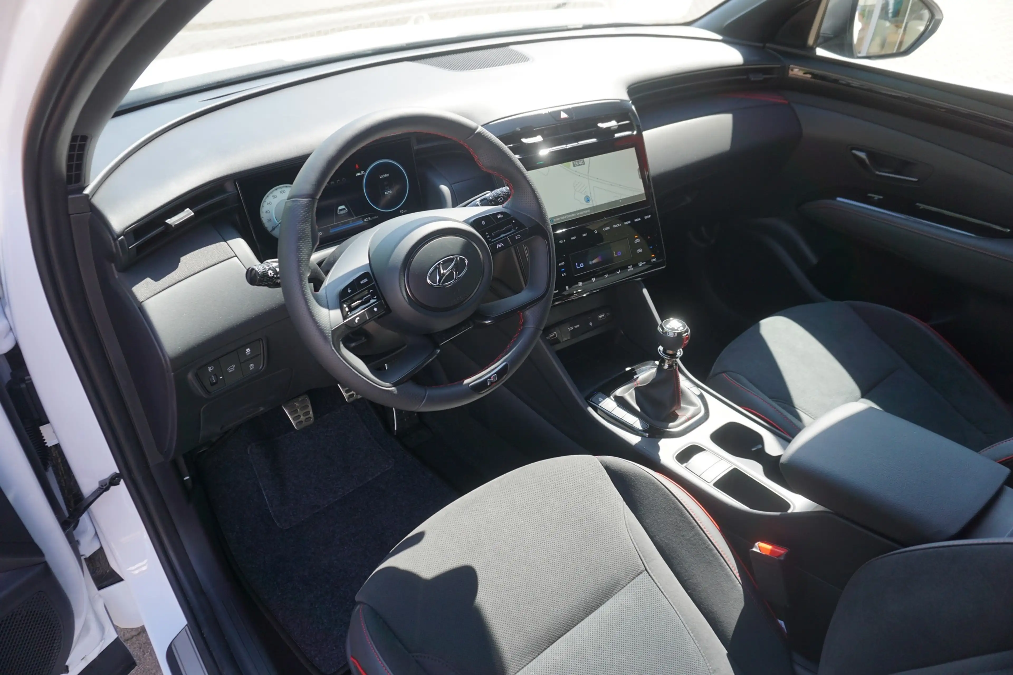 Hyundai TUCSON 1.6 T-GDI N-Line LED Navi Kamera Tempomat — photo 9