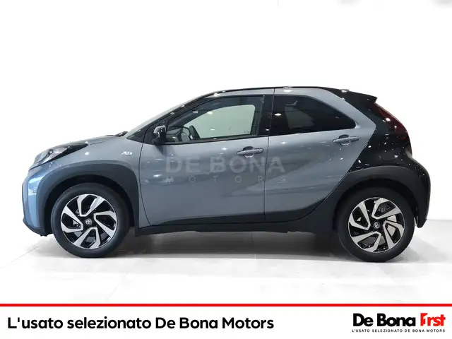 Toyota Aygo X view 3