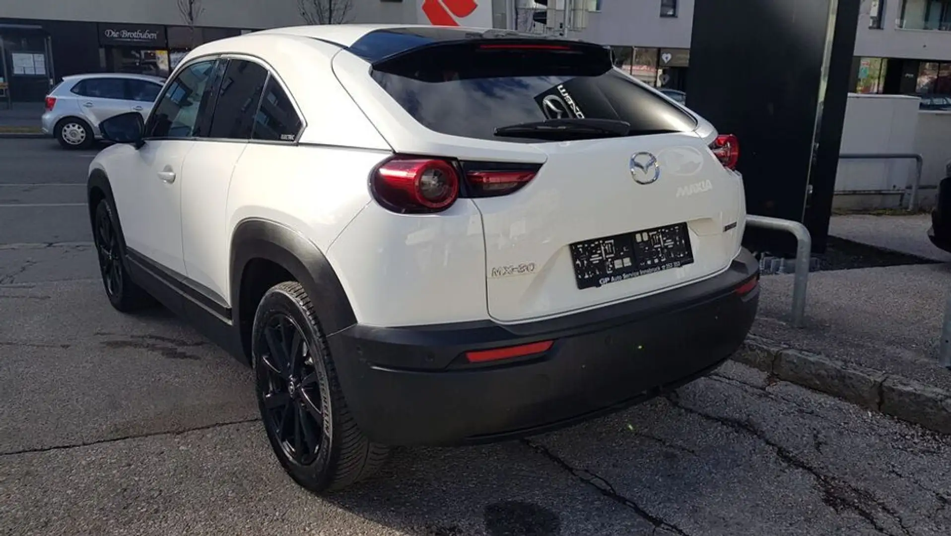 Mazda MX-30 35,5kWh GTE+ Premium Vintage/Tech/SD *TopDeal* Blanc - 2