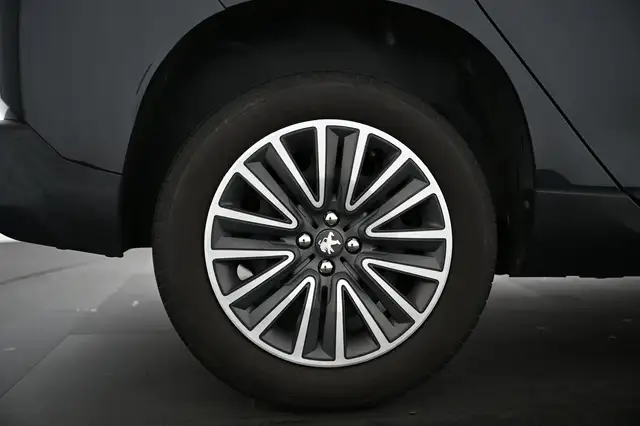 Peugeot 2008 view 15