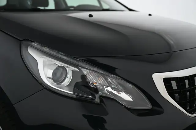 Peugeot 2008 view 16