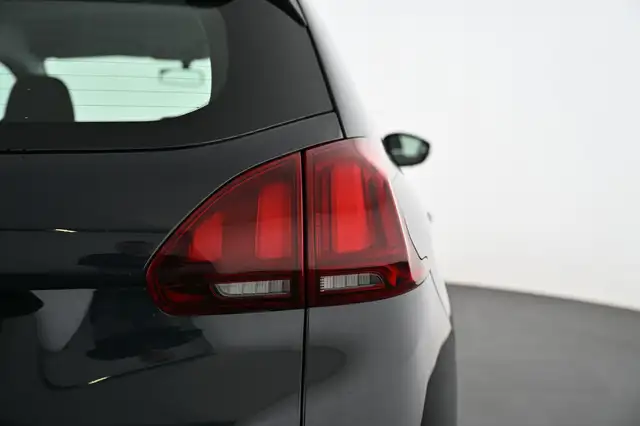 Peugeot 2008 view 14