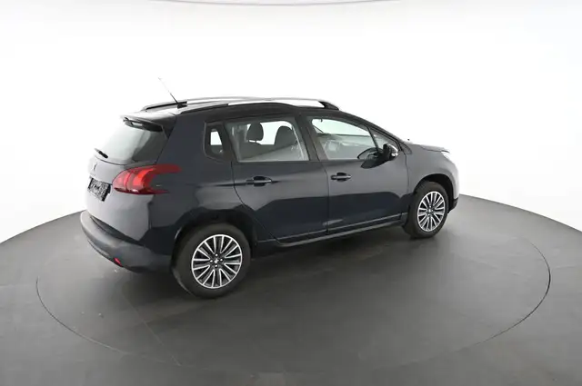 Peugeot 2008 view 4