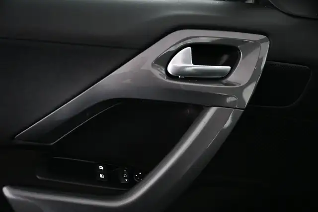 Peugeot 2008 view 30