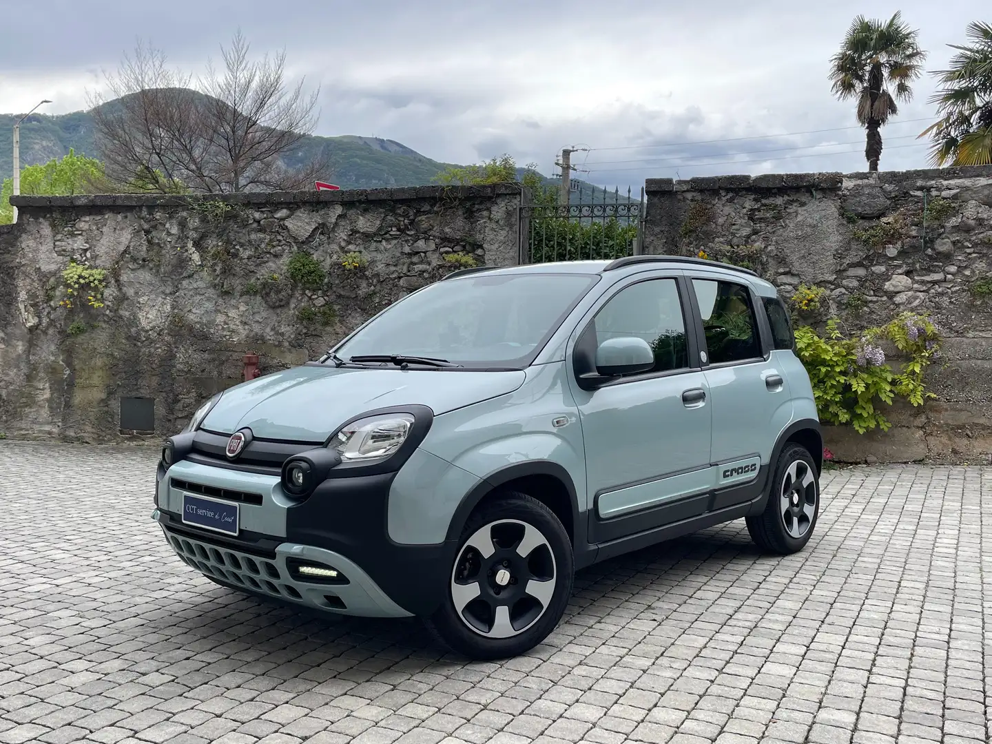 Fiat Panda 1.0 City Cross Hybrid Launch Edition Verde - 1