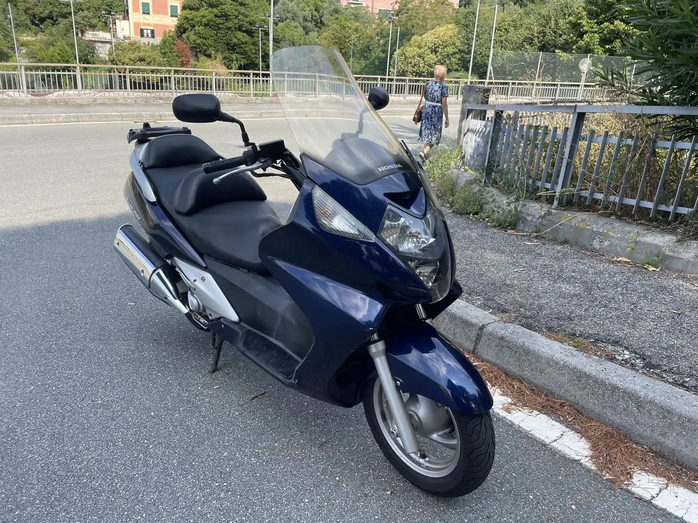 Honda Silver Wing 600 - 2