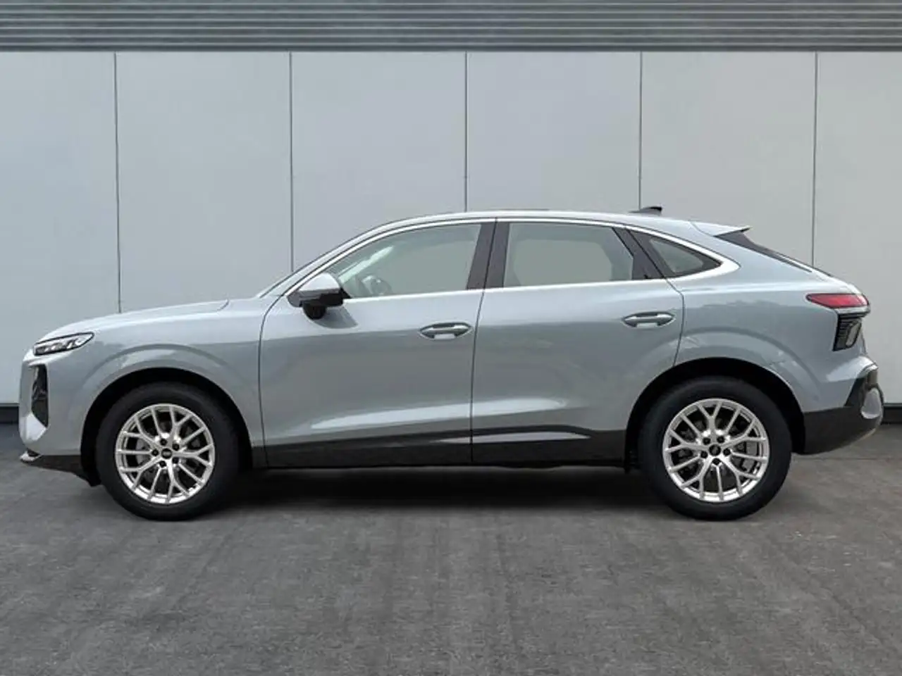 Audi Q3, фото 2