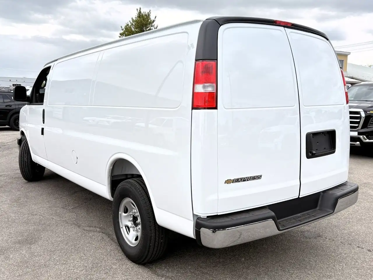 Chevrolet Express 2500 снимка Chevrolet Express 2500