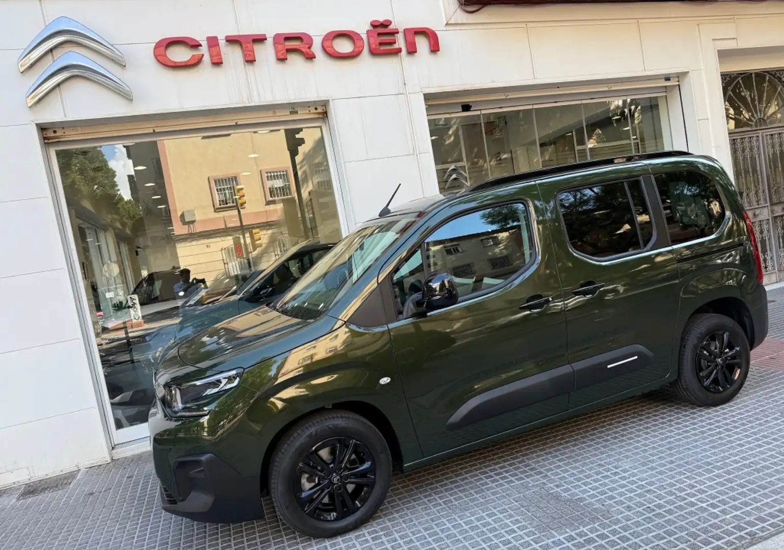 Citroen Berlingo BlueHDi S&S Talla M Plus 100 Vert - 2
