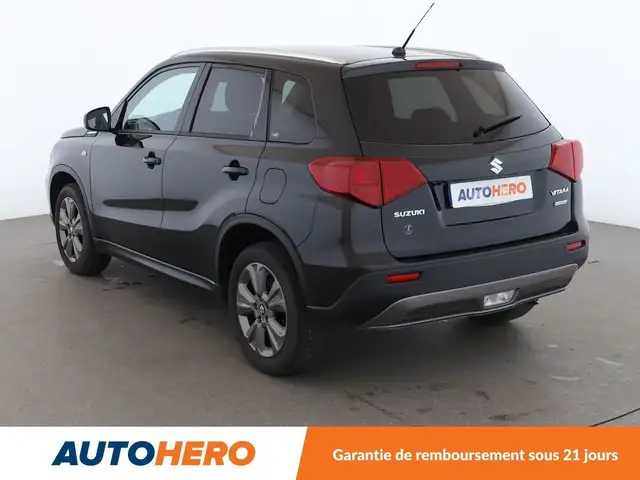 Suzuki Vitara view 4