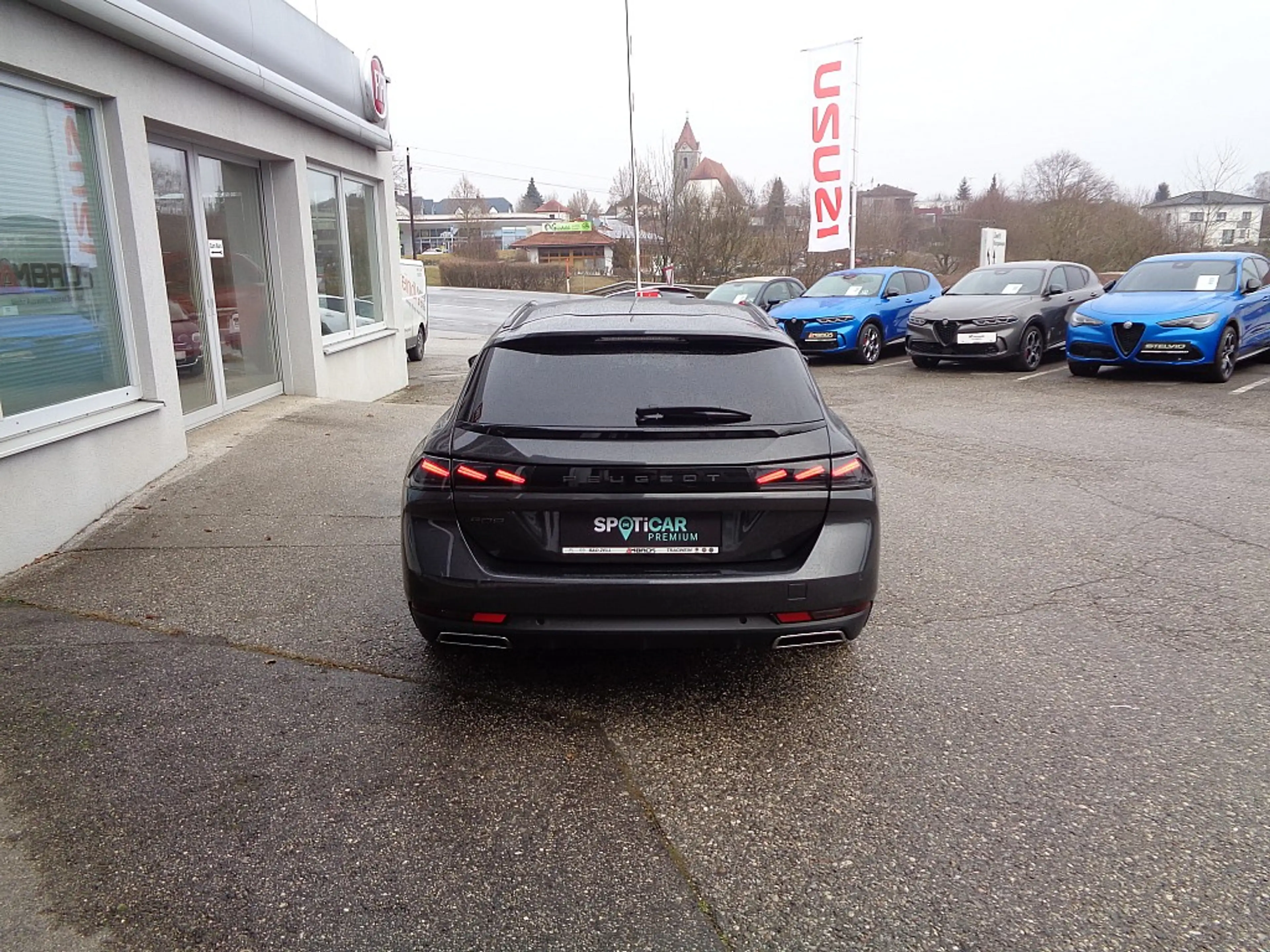 Peugeot 508 SW 1,5 BlueHDi 130 EAT8 Allure Automatik AKTION! — photo 4