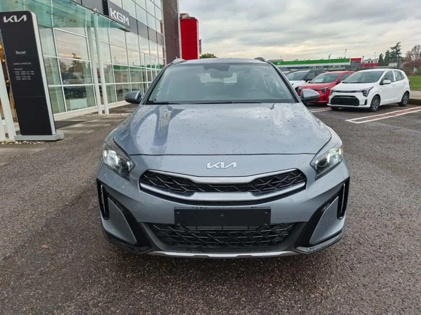 Kia XCeed 1.0 T-GDi GPL Business - PRONTA CONSEGNA Grigio - 2