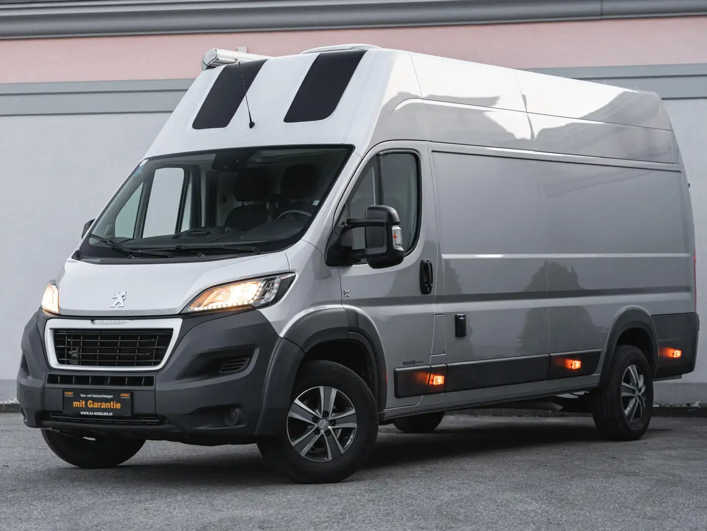 Peugeot Boxer 435 L4H3 Komfort HDi 150 Grau - 1