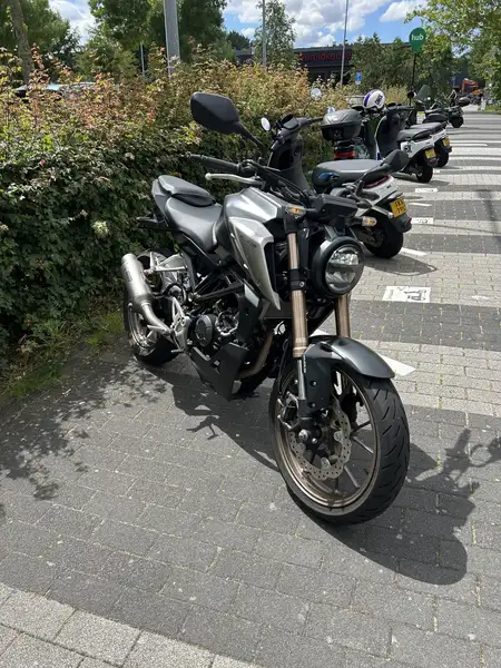 Honda CB 125