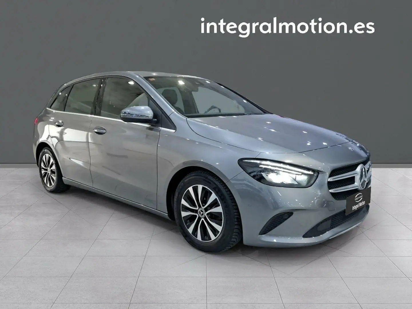 Mercedes-Benz B 180 d - 2