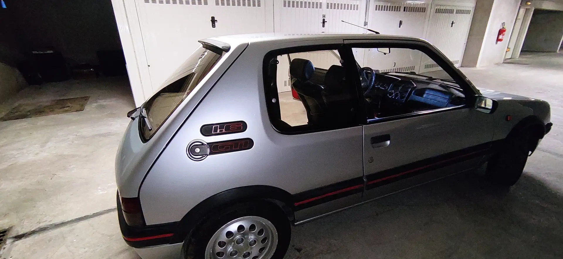 Peugeot 205 205 1.6 GTi Gris - 1