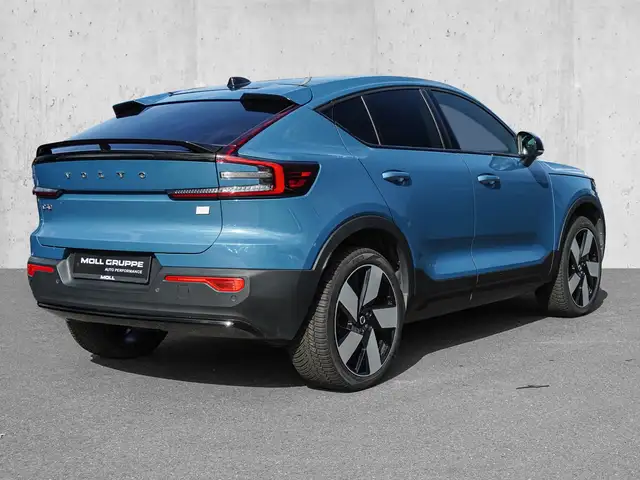 Volvo C40 view 4