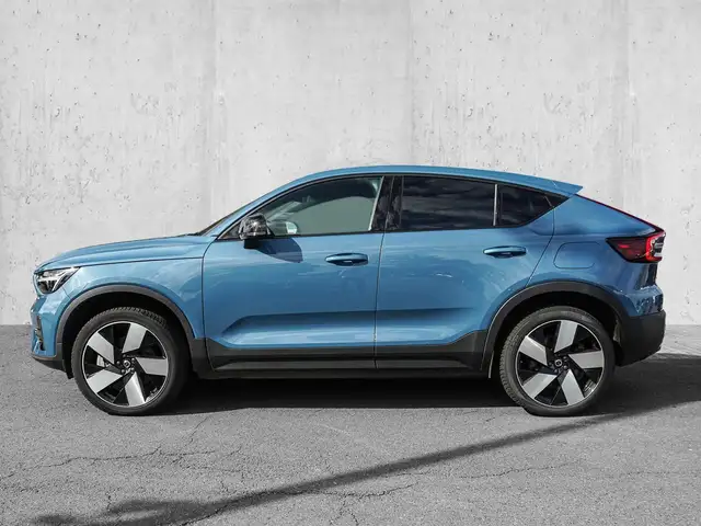Volvo C40 view 5