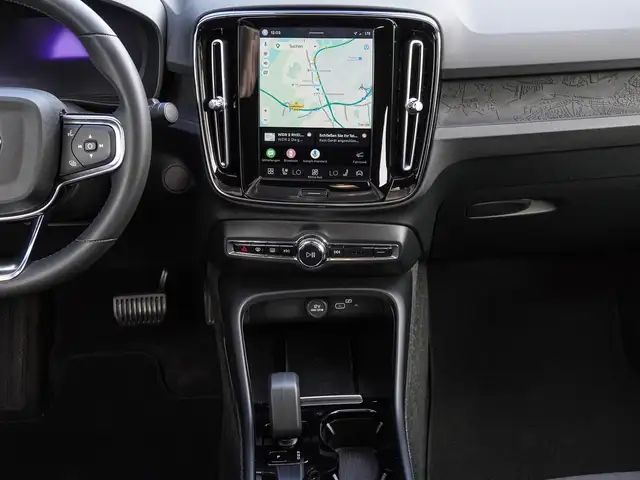 Volvo C40 view 13