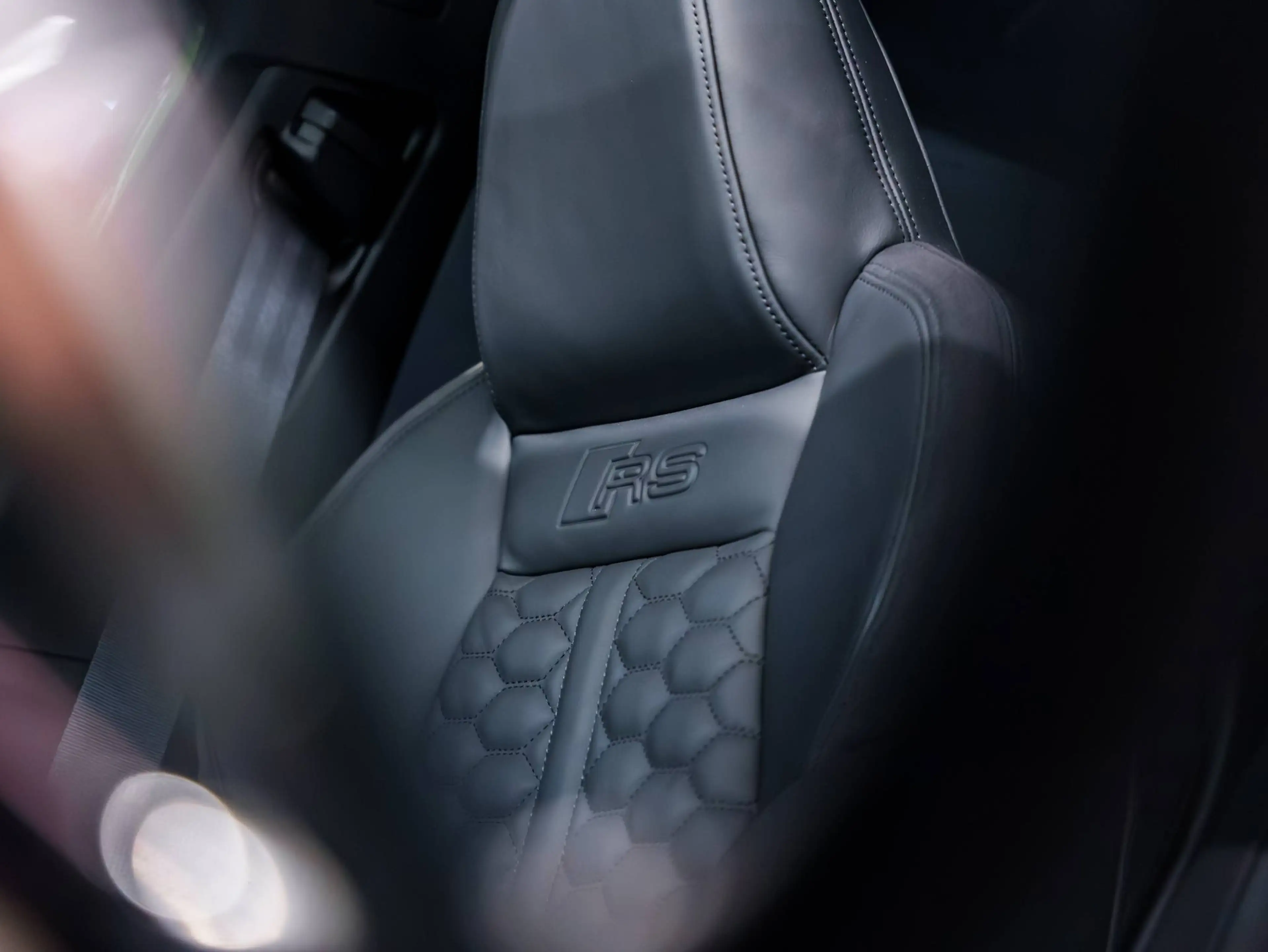 Audi RS3 NP: €86.072,69 - RS Dynamic Plus - Keramisch - Pano - B&O - HUD - Matrix LED - ACC - 19" - RS Sportuitlaat — photo 15