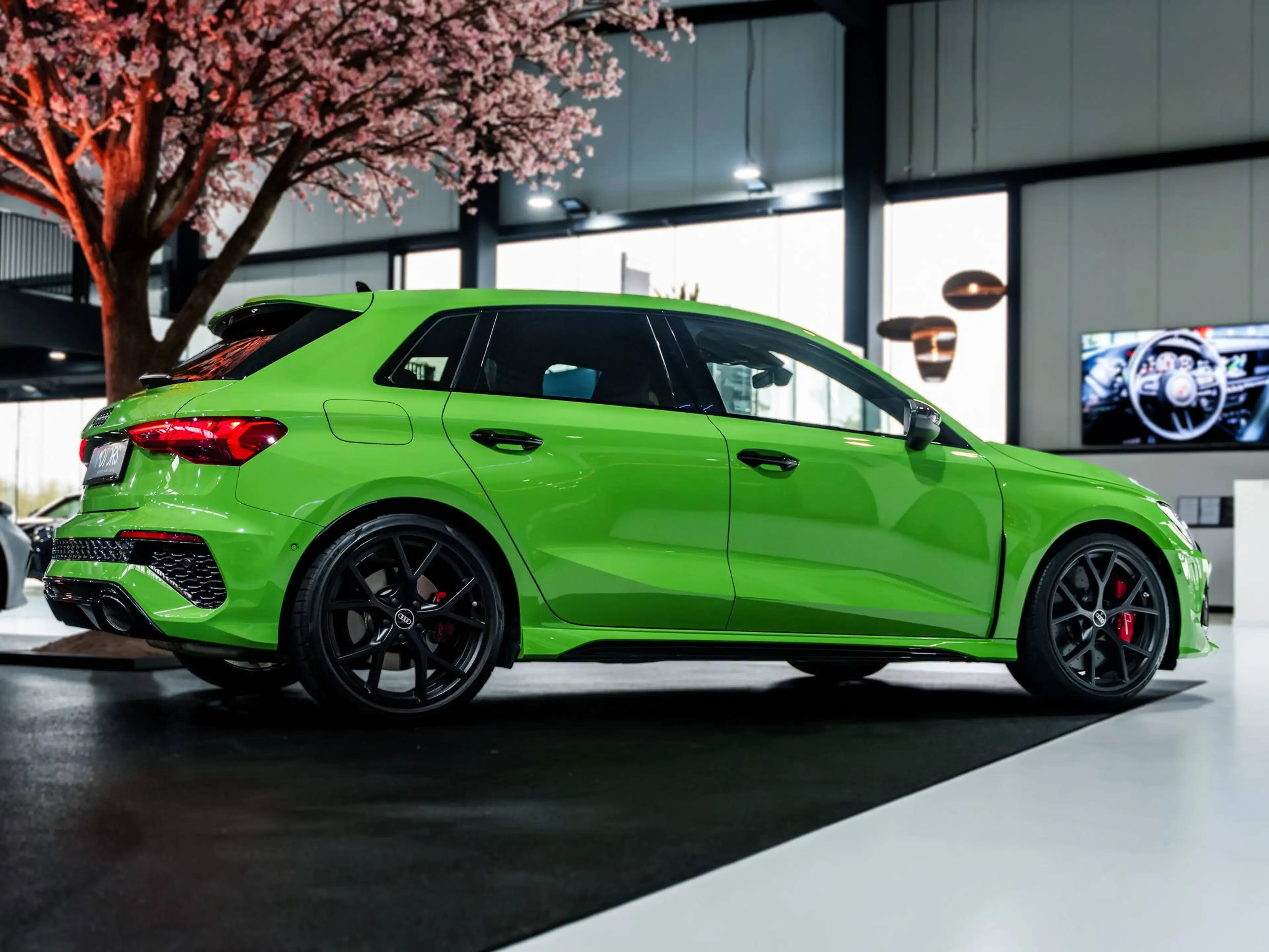 Audi RS3 NP: €86.072,69 - RS Dynamic Plus - Keramisch - Pano - B&O - HUD - Matrix LED - ACC - 19" - RS Sportuitlaat — photo 8