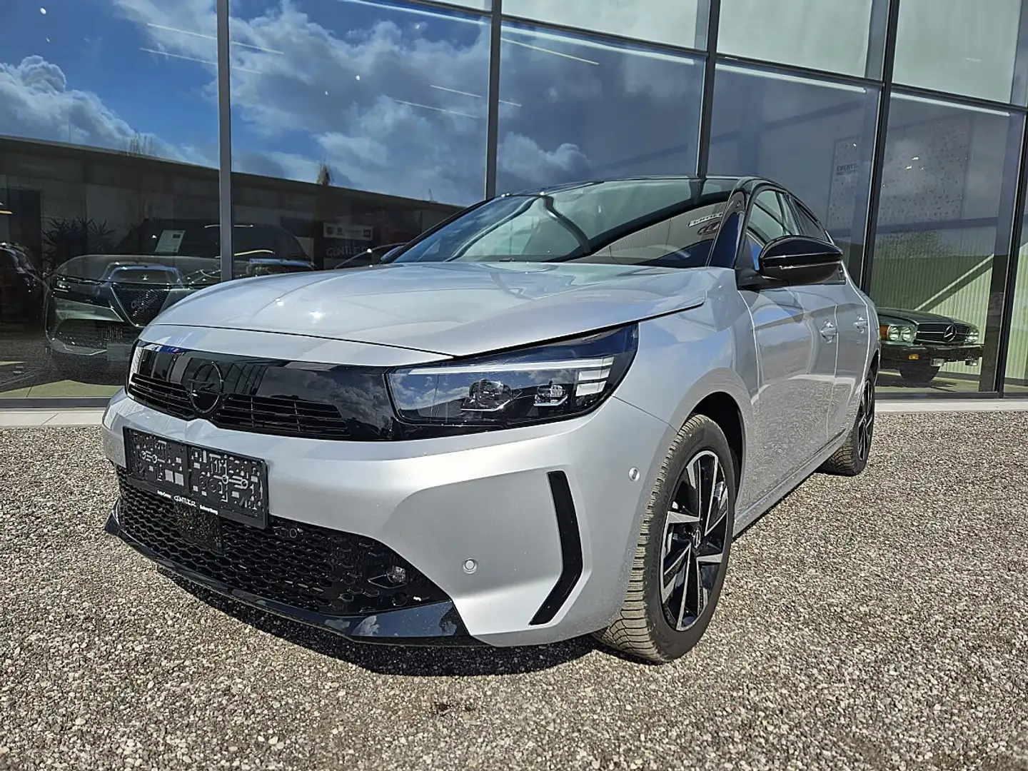 Opel Corsa 1,2 Direct Injection Turbo Euro 6.4  GS Aut. Silber - 1