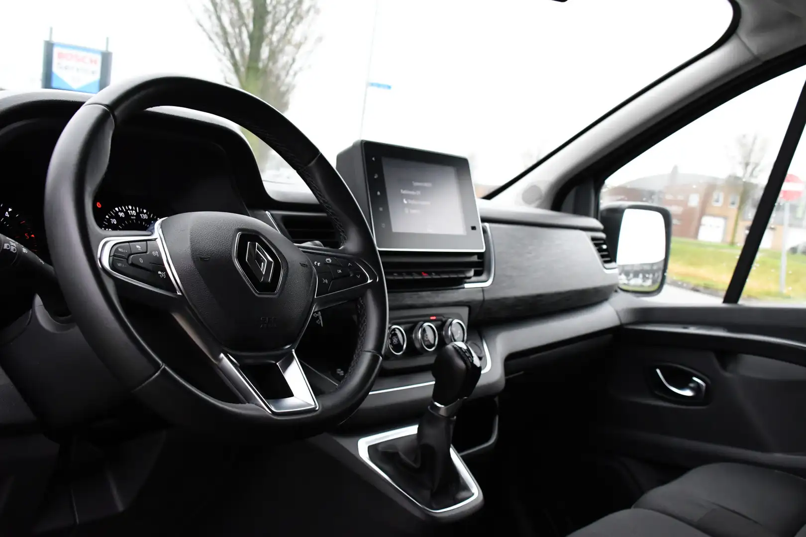 Renault Trafic 2.0 dCi 170 L1H1 Luxe Black Edition Adaptieve Crui Zwart - 2