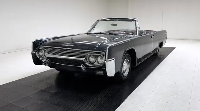 Lincoln Continental Convertible