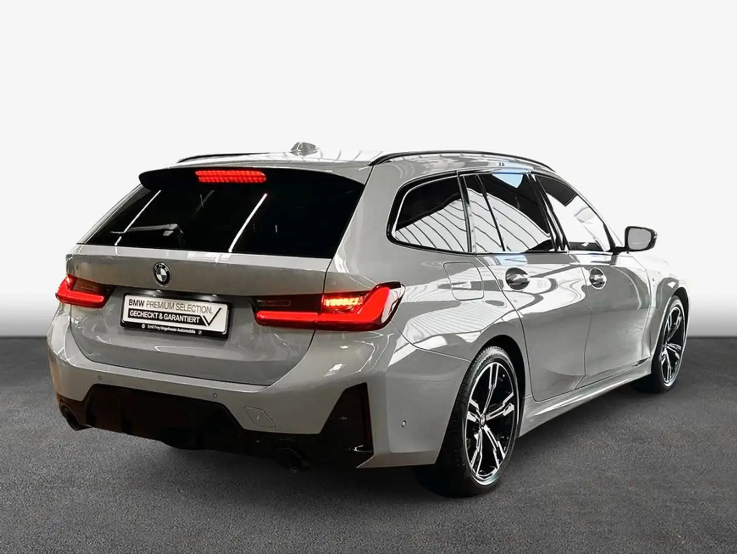 BMW 320 i Touring Aut. Grau - 2