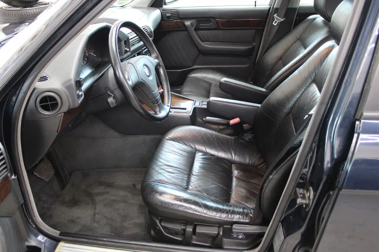BMW 520 i+H-KENNZEICHEN+LEDER+LPG+AUTOMATIK+, foto 9